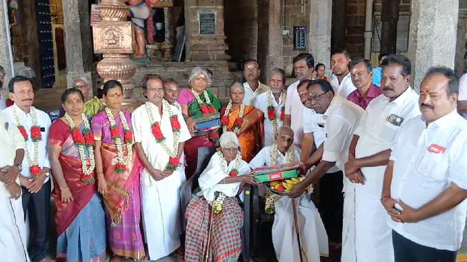 6 மூத்த தம்பதியினருக்கு மரியாதை