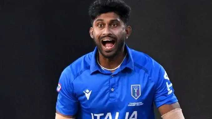 இத்தாலியைச் சேர்ந்த சுழற்பந்து வீச்சாளர் க்ரிஷன் கலுகமாகே