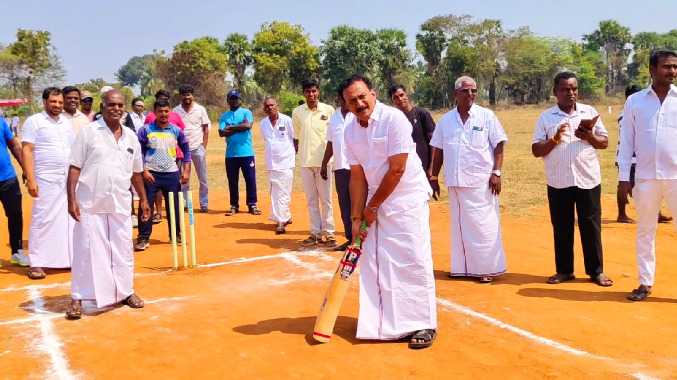 விளையாட்டில் ஆர்வம் காட்டுங்கள் இளைஞர்களே!