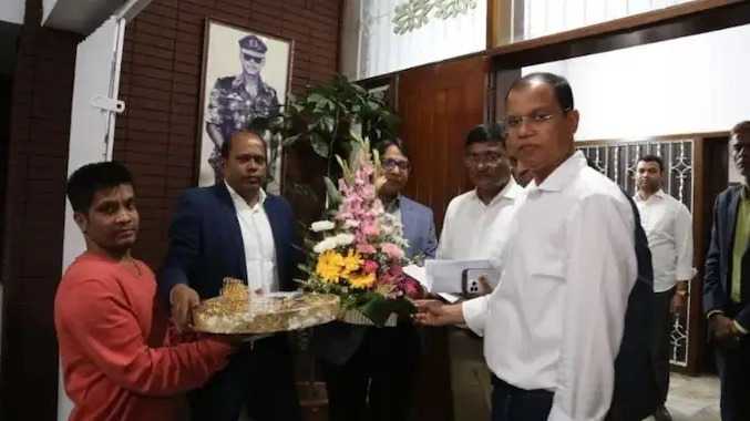 பிரதமாராகும் தாரிக் ரஹ்மானுக்கு மம்தா பானர்ஜி வாழ்த்து