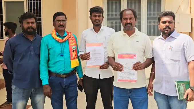 மலைக்குன்றில் இரவு பகலாக கொள்ளை போகும் மண்