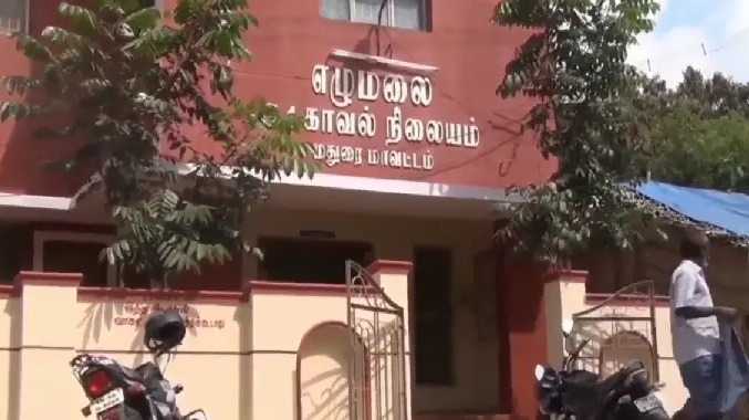 10க்கும் மேற்பட்ட காகங்கள் உயிரிழந்து கிடந்ததால் அதிர்ச்சி