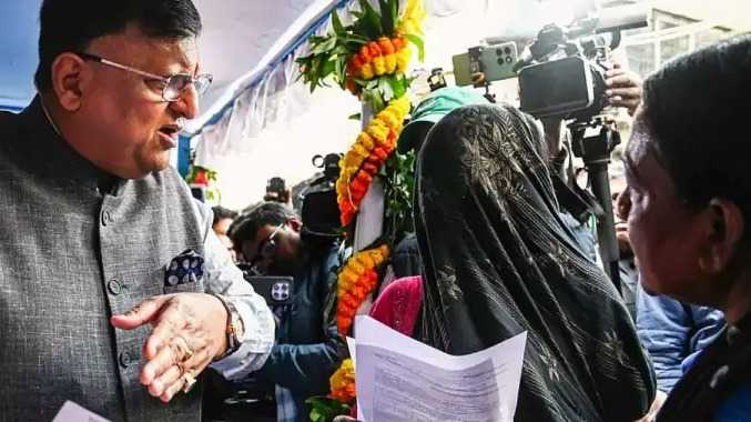 மேற்குவங்கத்தில் இறுதி வாக்காளர் பட்டியல் வெளியீடு