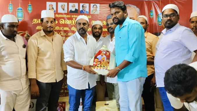 அடிச்சாலும், புடிச்சாலும் அண்ணன் தம்பி நீயும் நானுண்டா...