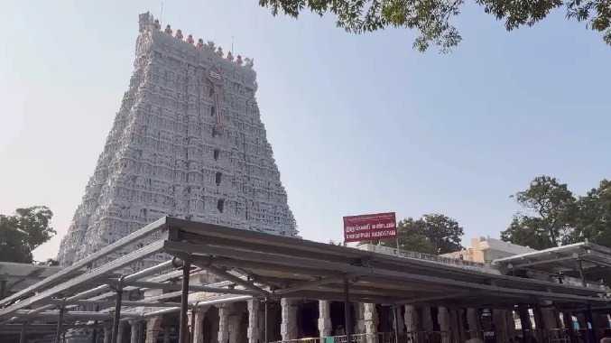 நியூஸ் தமிழ் எதிரொலியால் தனியார் காவலாளிகள் மீது நடவடிக்கை