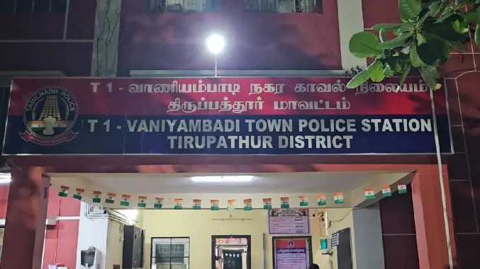 வெளி மாநிலத்திலிருந்து கடத்தி வரப்பட்ட போதை மாத்திரைகள்