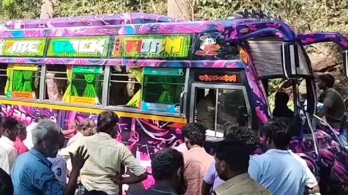 வேன் பாறை மீது மோதி விபத்து - 6 பேர் காயம்