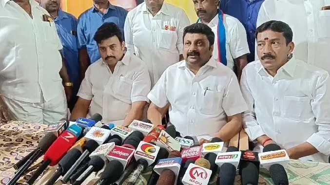 ராசிபுரம் தொகுதி திமுக தேர்தல் பணிமனை அலுவலகம் திறப்பு