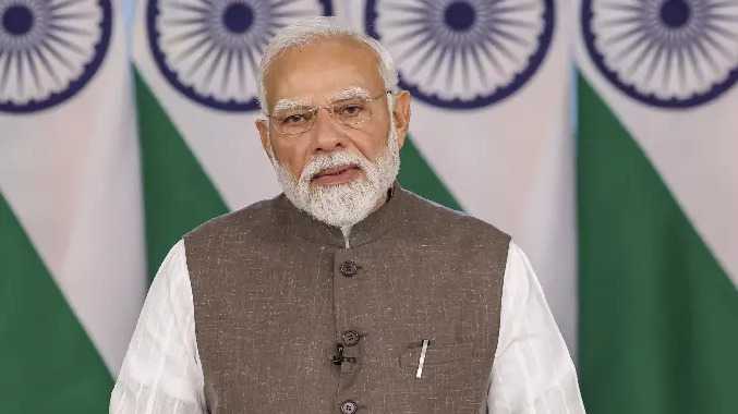 தேர்தல் நடத்தை விதிகளை பிரதமர் மோடி மீறியதாக புகார்