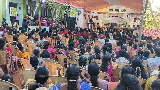 நூற்றாண்டு கண்ட அரசு தொடக்கப்பள்ளிக்கு சீர்வரிசை