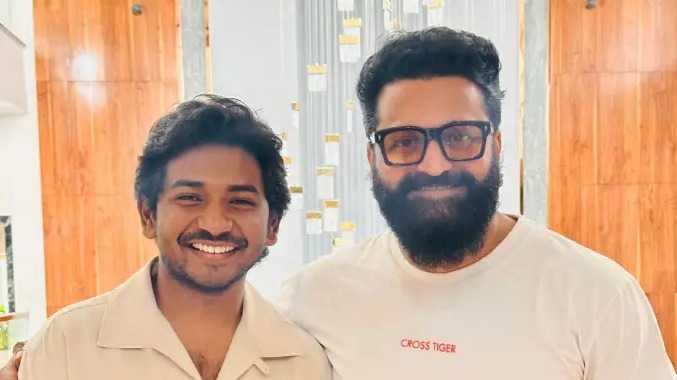 கென் கருணாஸுக்கு காந்தாரா பட இயக்குநர் பாராட்டு