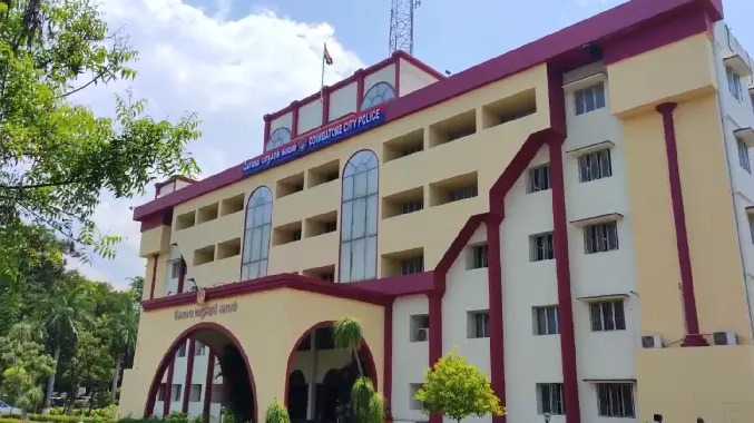 200 ரூபாய் கள்ளநோட்டு அச்சடித்து புழக்கத்தில் விட முயற்சி