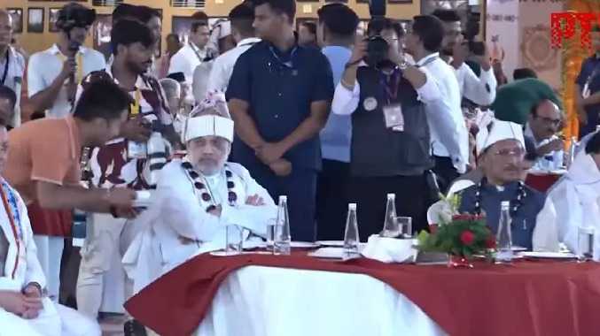 'பஸ்தர் கே சங்' நாட்டுப்புற பாரம்பரிய கலை நிகழ்ச்சி