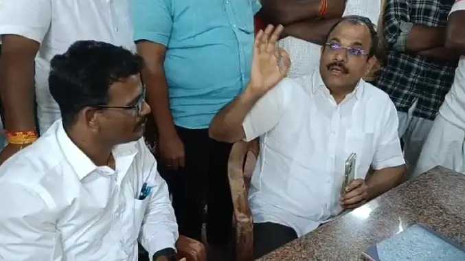 பல ஆண்டுகளாக உரிமம் இல்லாமல் செயல்பட்டு வந்த தனியார் பள்ளி