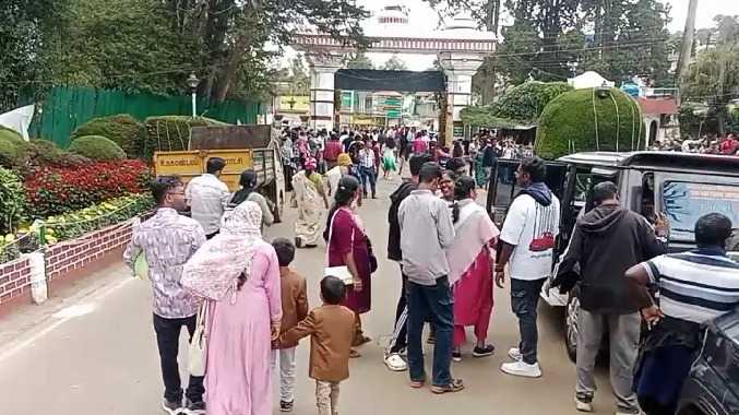 உதகை அரசு தாவரவியல் பூங்காவில் மலர் கண்காட்சி