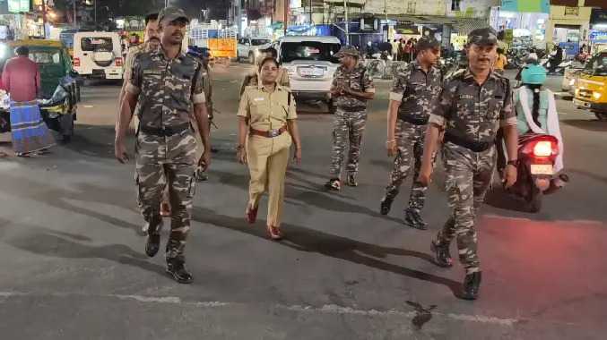 திருப்பூர் மாநகரில் நடை ரோந்து பணி கண்காணிப்பு தீவிரம்
