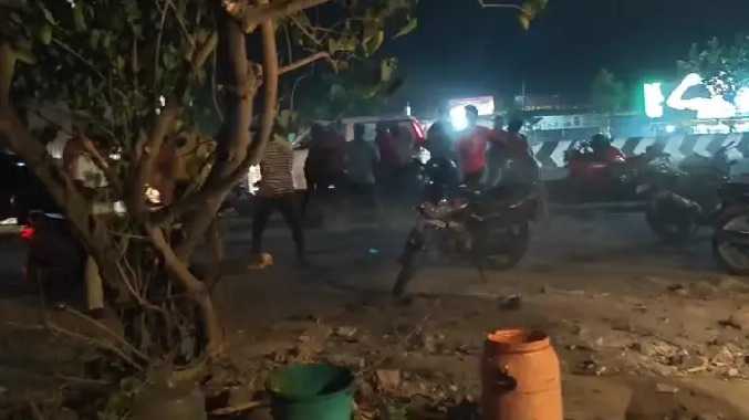 பிரியாணி வாங்குவதில் ஏற்பட்ட தகராறு