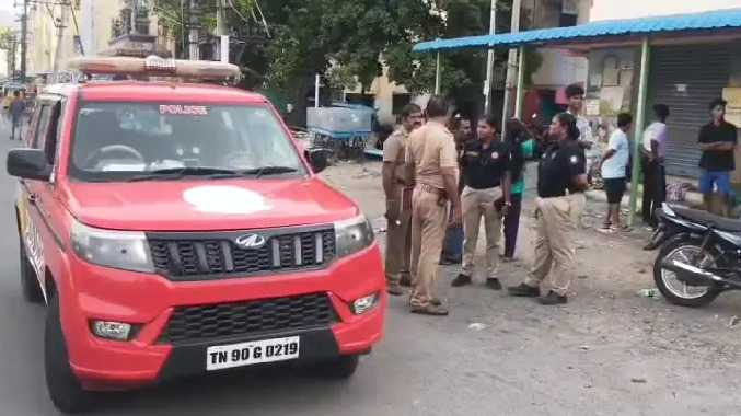 சிங்கப்பெண் படை போலீசாரிடம் சீறிய சிறுவன்