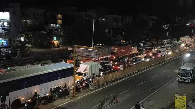 சென்னை - திருச்சி தேசிய நெடுஞ்சாலையில் 