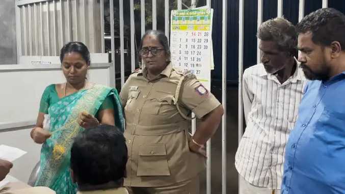 வறுமை காரணமாக குழந்தையை விற்ற பெற்றோர்