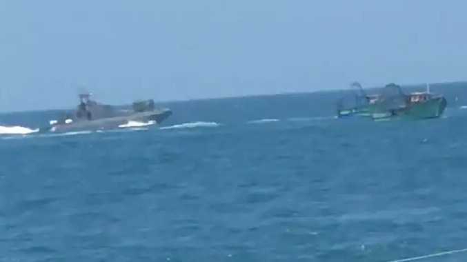 ராமேஸ்வரம் மீனவர்களை விரட்டி அடித்த இலங்கை கடற்படை