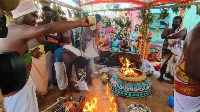 ஸ்ரீ காளியம்மன் கோவிலில் கும்பாபிஷேக விழா கோலாகலம்