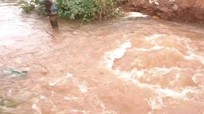 மணப்பாறை அருகே காவிரி குடிநீர் திட்ட குழாய் உடைப்பு
