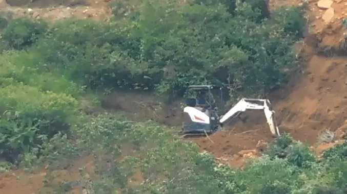 குன்னூரில் சட்டவிரோதமாக மண் அள்ளுவதாக புகார்