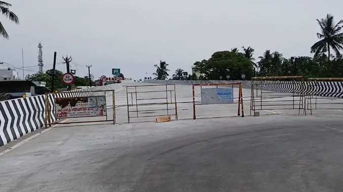 மேம்பால பணிக்கு இடையூறாக இருந்த ஆக்கிரமிப்புகள் அகற்றம்