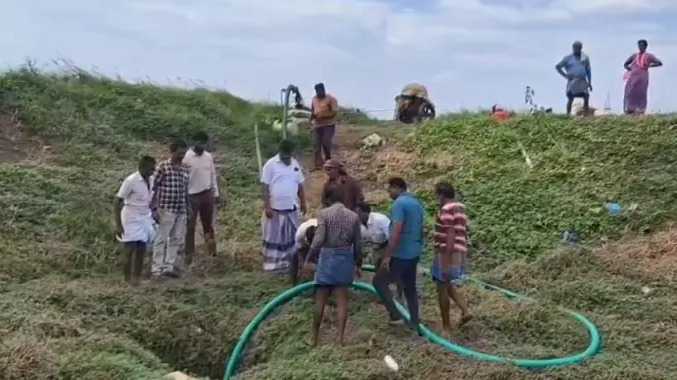 வைகை அணை நீர்த்தேக்கத்தில் சட்டவிரோத தண்ணீர் திருட்டு