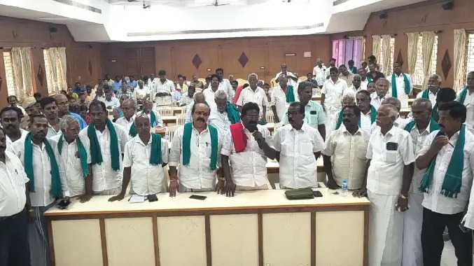 திருவாரூர் மாவட்டத்தை வறட்சி மாவட்டமாக அறிவிக்கக் கோரிக்கை