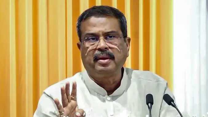Gen Z இளைஞர்கள் தவறாக வழிநடத்தப்பட்டதாக குற்றச்சாட்டு