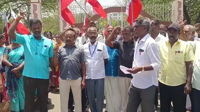 தவெக எம்எல்ஏ ஜெகநாத் மிஸ்ராவை கண்டித்து போராட்டம்