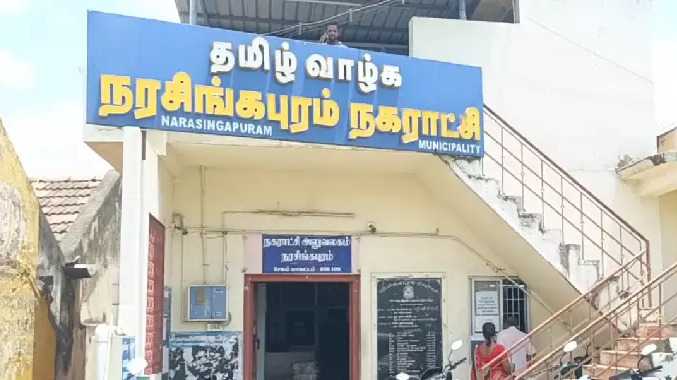 வாடகை செலுத்தாதால் தரக்குறைவாக பேசிய வருவாய் ஆய்வாளர்