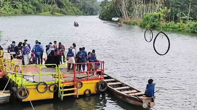 கோதையாற்றில் படகு சவாரி மீண்டும் தொடக்கம்
