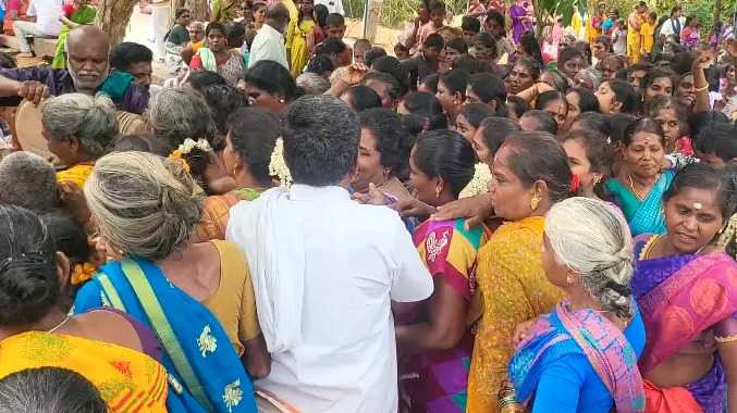 கருங்குட்டு கருப்பசாமி கோவில் அன்னதான விழா