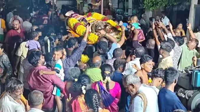மாசுபட அம்மன் ஆலயத்தில் தீமிதித் திருவிழா கோலாகலம்