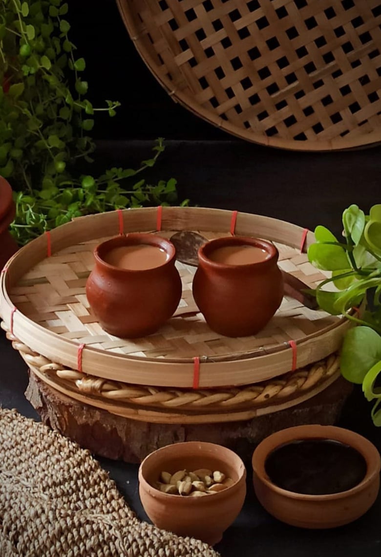 শীতের দিনে চিনির বদলে গুড়ের চা পান করলে মিলবে ১০টি উপকার