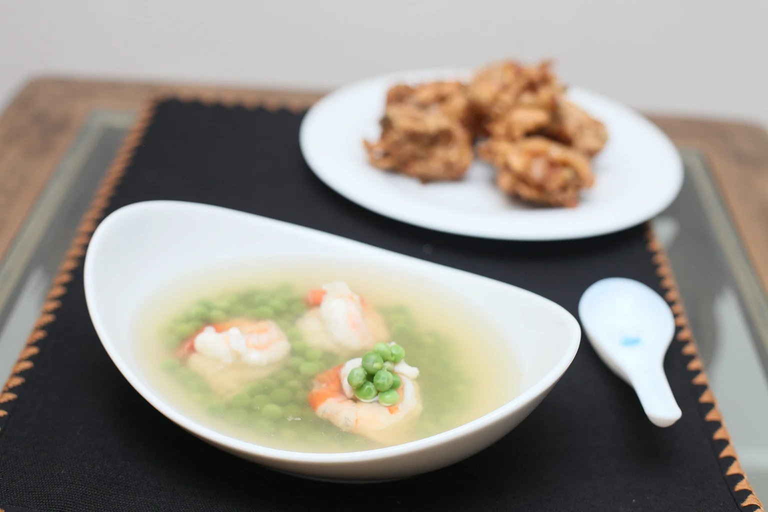 শীতে রাঁধুন মটরশুঁটি চিংড়ির স্যুপ, দেখুন রেসিপি