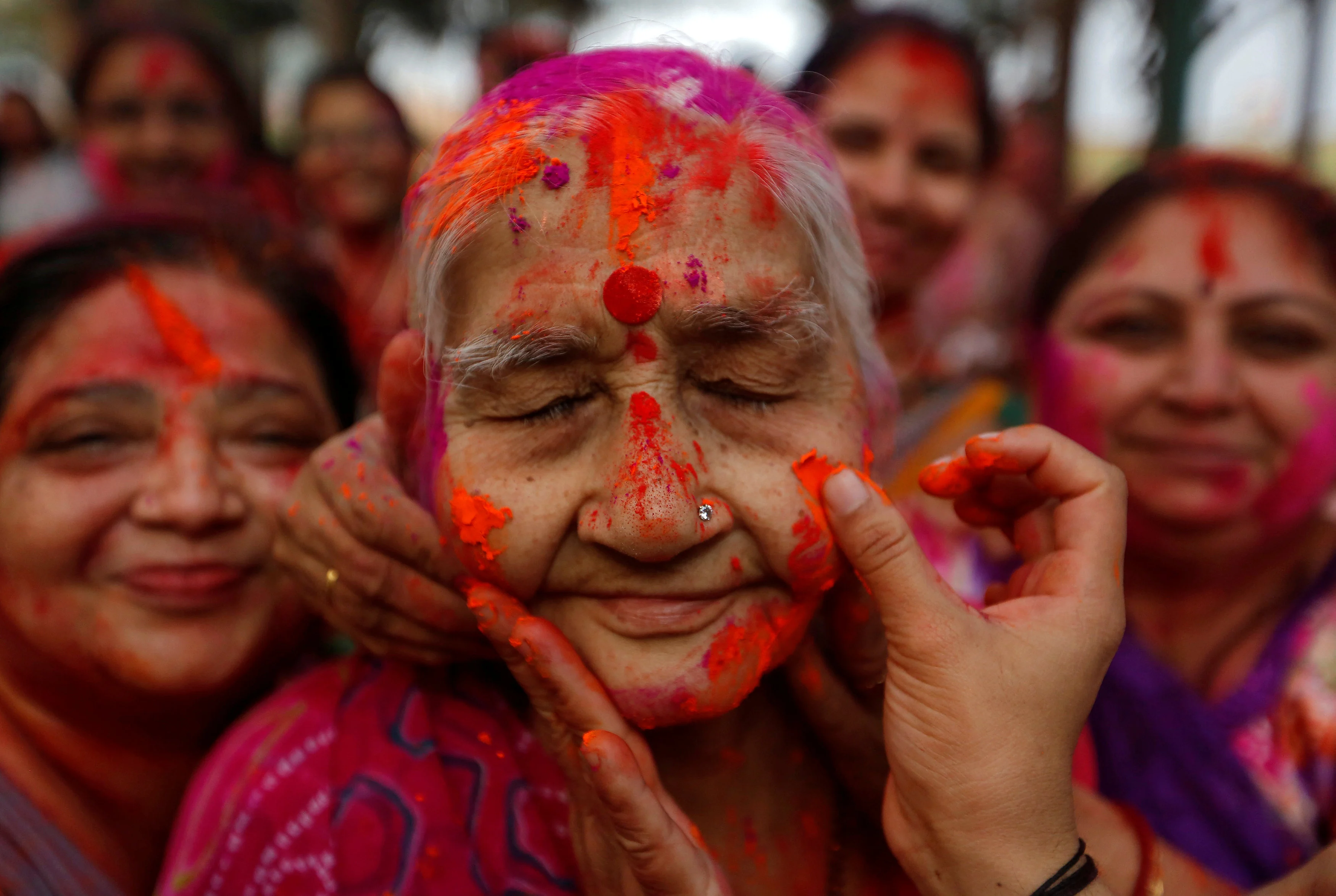 holi the festival of colours prothom alo