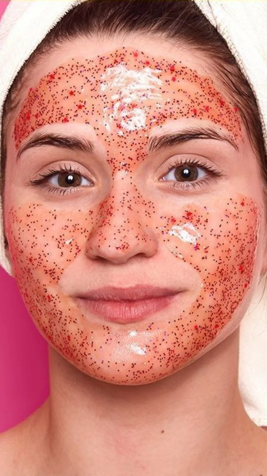 Cover image for Tomato Scrub से ऐसे पाएं करवा चौथ पर स्पेशल ग्लो