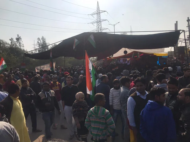 تصویر قومی آواز