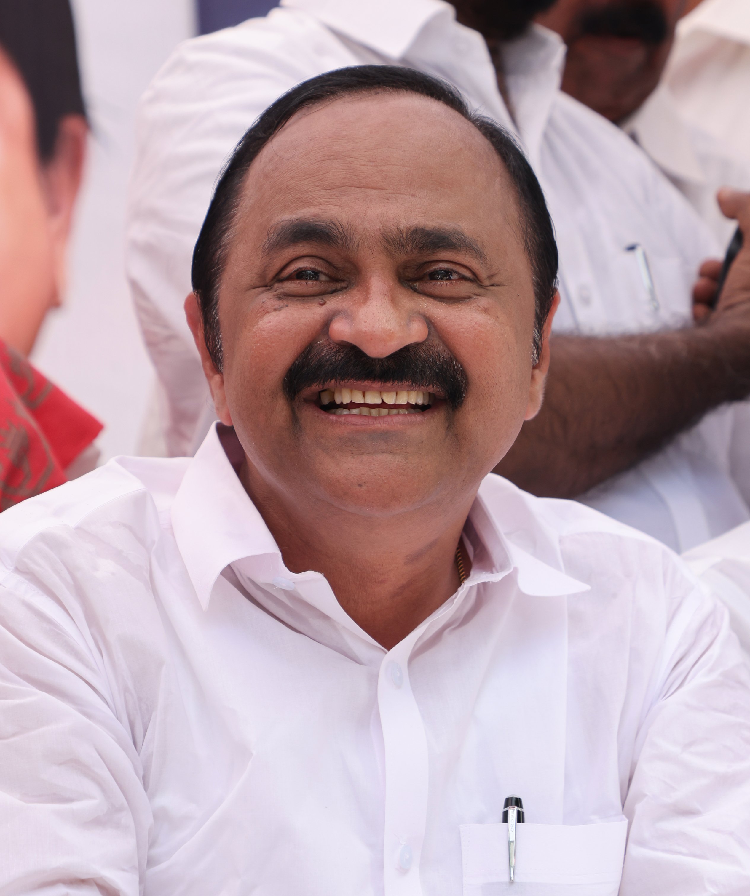 വിഡി സതീശന്