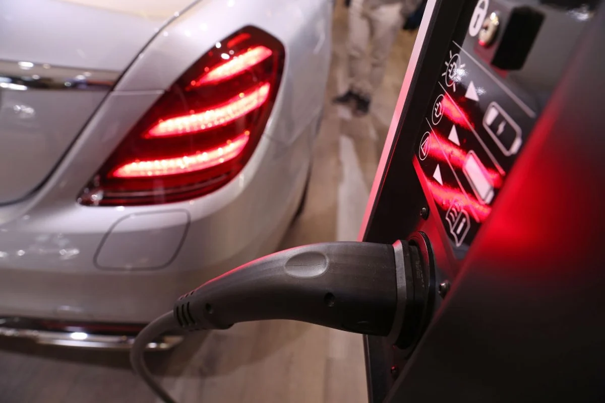 Electric Vehicle: Government plans to set up charging kiosks at 69K fuel stations 3 swarajya%2F2018 07%2F9ef01920 128f 497c 9c16 1235f0e15922%2F0c994def 25e2 47ea 82e7 37bde3931a98