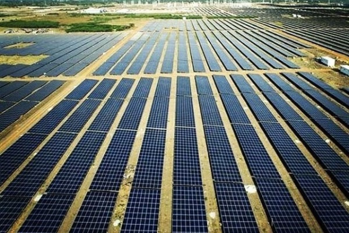 Govt To Levy Up To 40 Per Cent Basic Customs Duty On Imported Solar Equipment From April To Boost Local Manufacturing - Vimarsana News