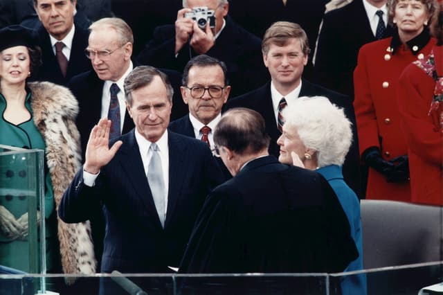 One Of The Most Qualified Presidents Who Ended Cold War George Bush Sr Dies At 94