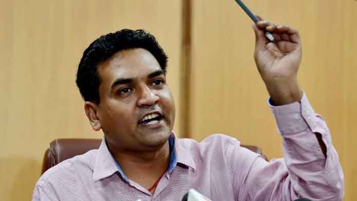 Kapil Mishra Files Complaint With UP Police Against Amanatullah Khan's Call To Behead Yati Narsinghanand Saraswati - Vimarsana News
