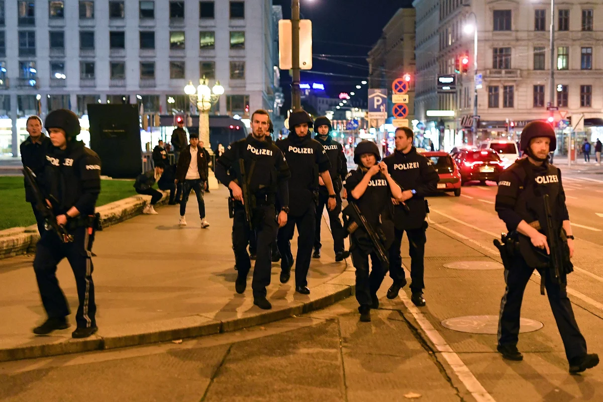 Deadly shooting in Vienna Carried Out By Islamist Terrorist : Austrian Interior Minister 3 Deadly shooting in Vienna