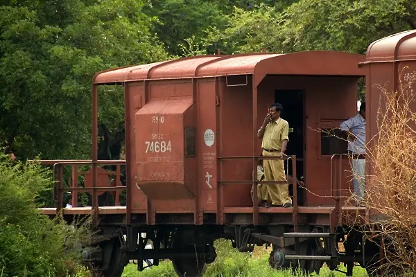Railways To Replace Guard Vans On Freight Trains With EoTT Devices