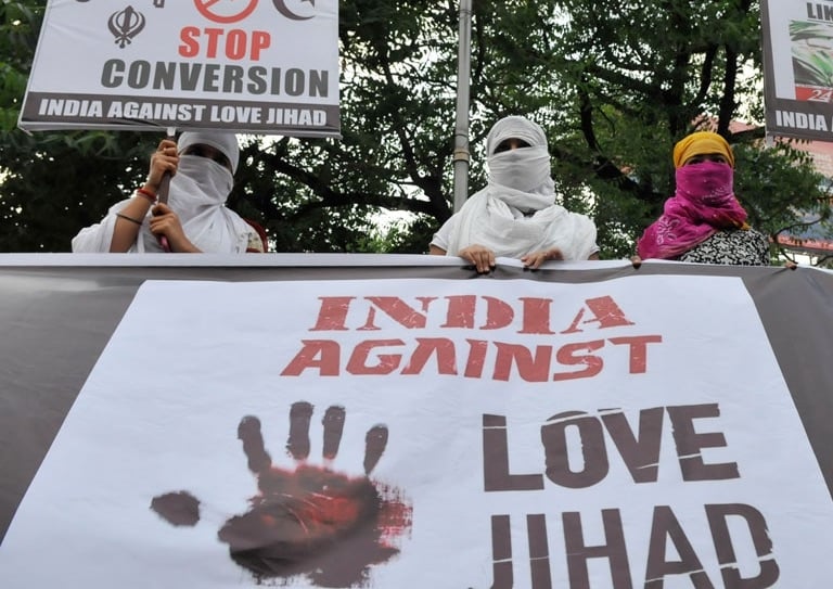Dalit Woman Learns From Bajrang Dal Activist Her Daughter Was Eloping With Muslim Man, Files Case Under UP Forced Conversion Law - Vimarsana News